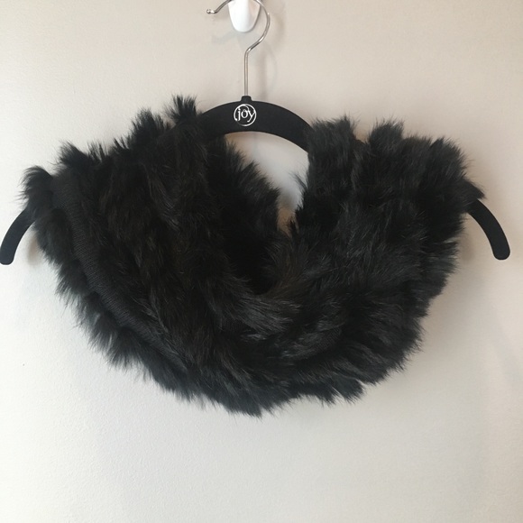 Accessories - Genuine Rabbit Fur Black Circle Scarf